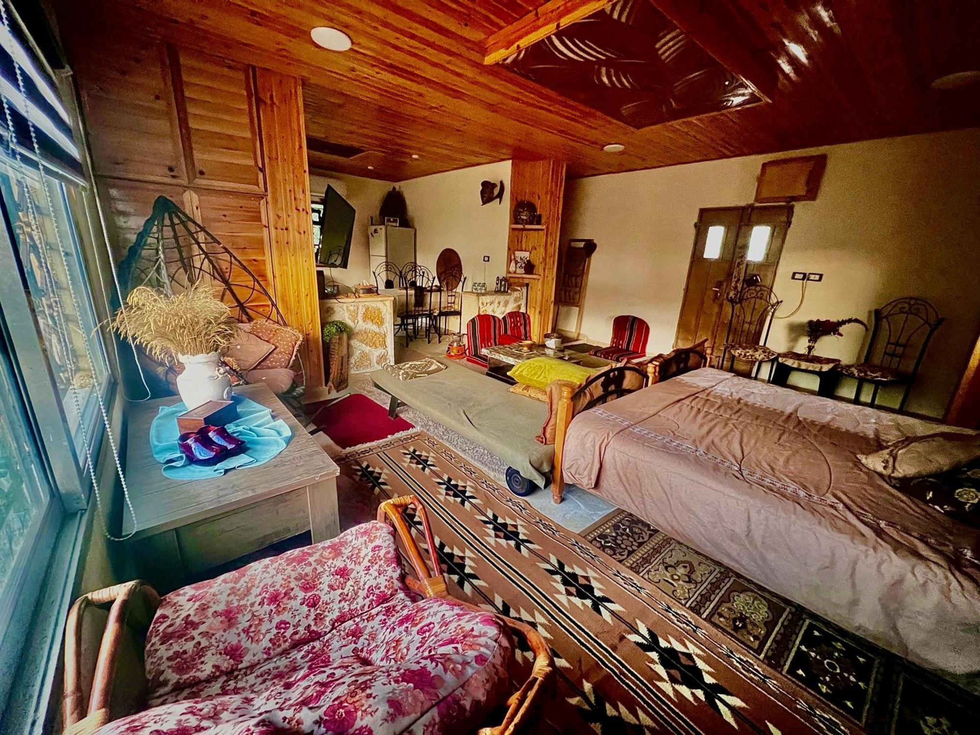 Oak Farm مزرعة الملّول Guest House ‘Ajlūn Exterior foto