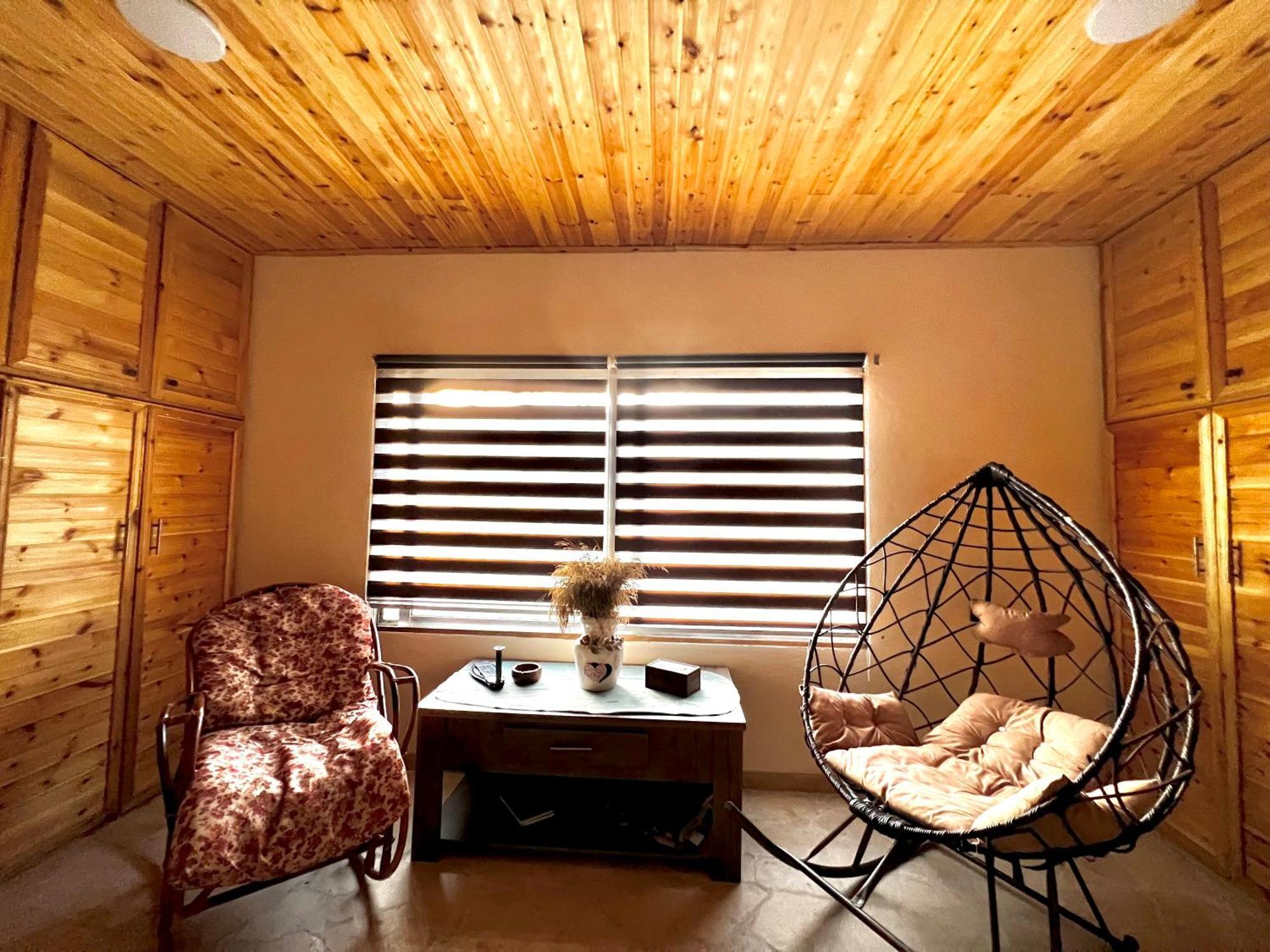 Oak Farm مزرعة الملّول Guest House ‘Ajlūn Exterior foto
